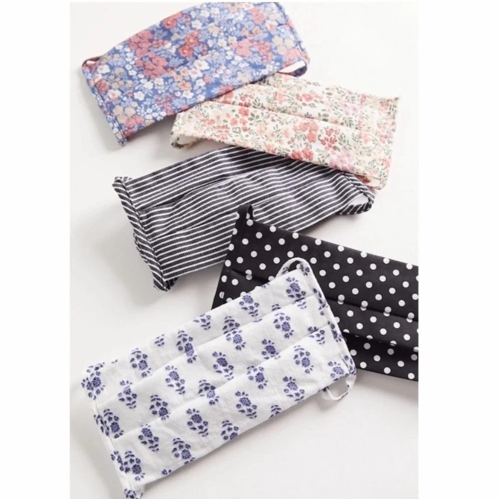 Free People Reusable Face Mask.